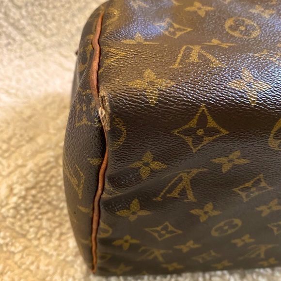 Authentic Louis Vuitton SPEEDY 30 👜 - Picture 11 of 15